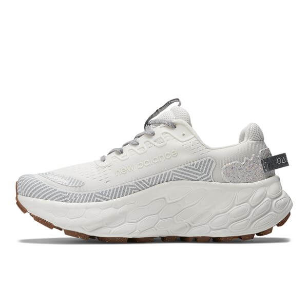 New-Balance-Fresh-Foam-X-More-Trail-v3-Sneakers-Men-White-mtmorud3-3