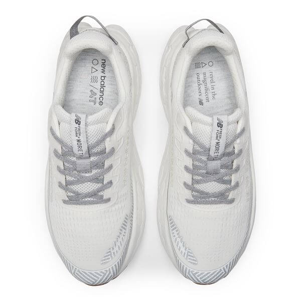 New-Balance-Fresh-Foam-X-More-Trail-v3-Sneakers-Men-White-mtmorud3-4