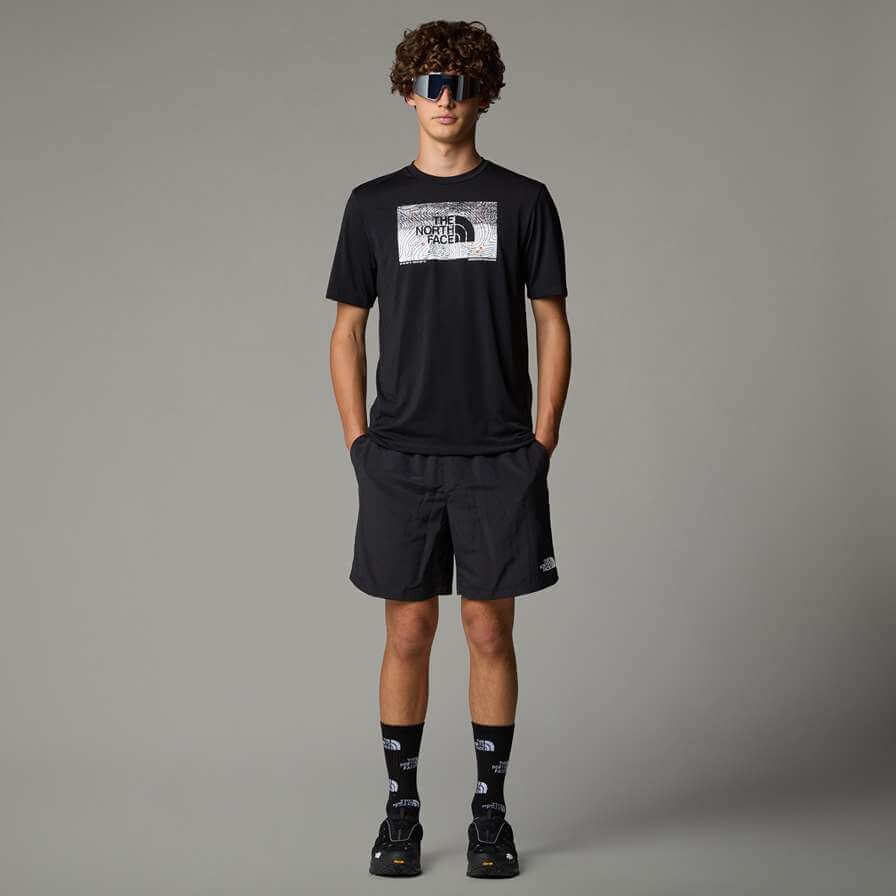 the-north-face-foundation-abstract-graphic-t-shirt-mens-black-nf0a8bqvjk3-3