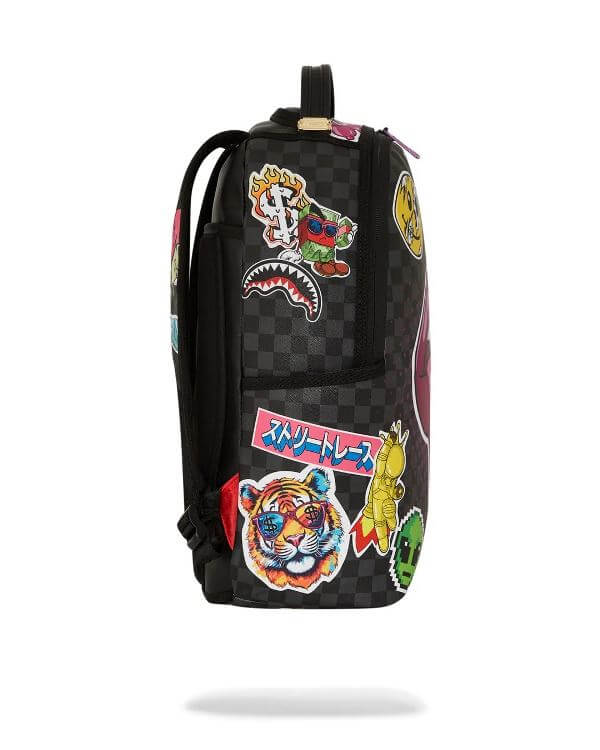 sprayground-lips-smack-down-dlxsv-backpack-b7581-2