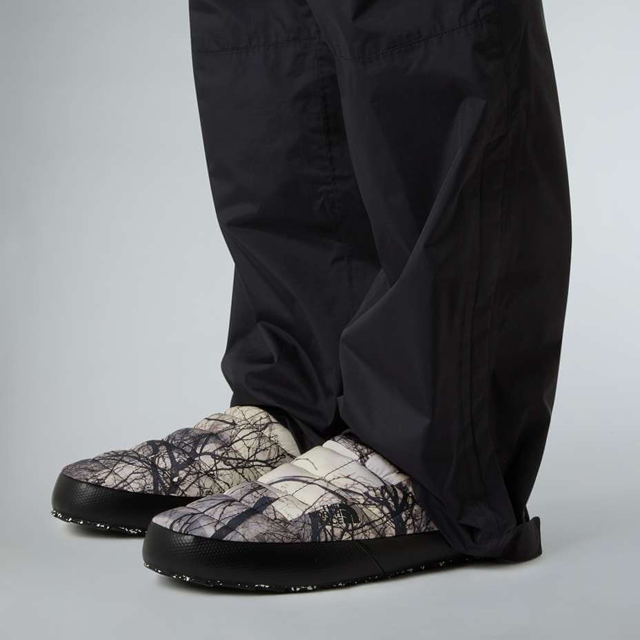 the-north-face-thermoball-traction-mule-mens-image-lift-camo-nf0a3uzndwt-2