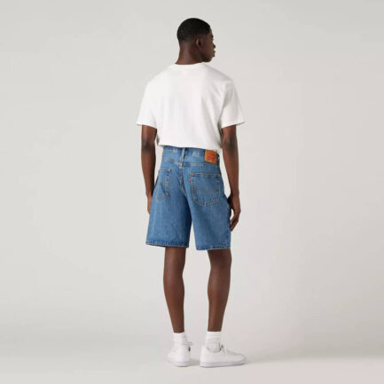 levis tzin bermouda andrikh