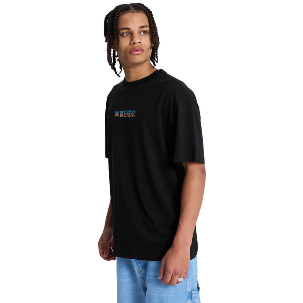 dc-meditating-t-shirt-mens-black-edyzt04431-kvj0-4